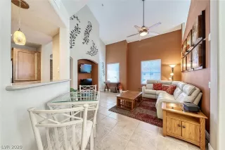 Photo #6: 2196666 Listing 