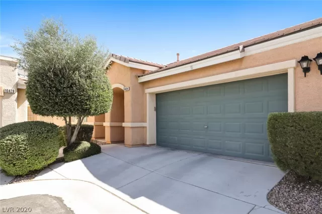 MLS: 2196673 Condo For Sale