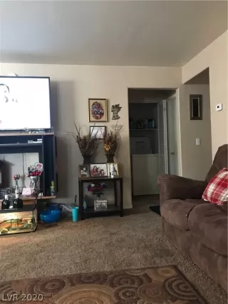 Photo #2: 2196675 Listing