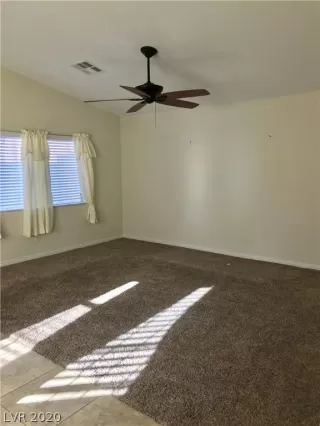 Photo #2: 2196683 Listing