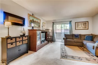 Photo #3: 2196697 Listing