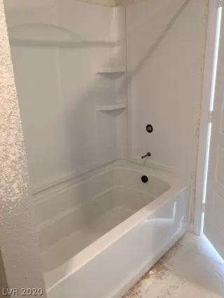 Photo #5: 2196729 Listing