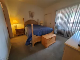 Photo #5: 2196759 Listing