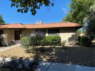 Photo #2: 2196782 Listing