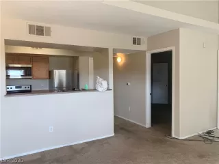 Photo #1: 2196787 Listing 