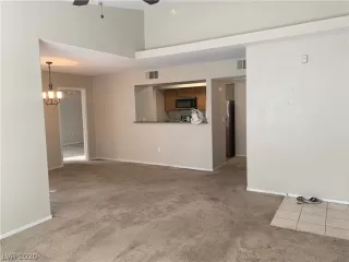 Photo #6: 2196787 Listing 