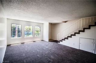 Photo #1: 2196805 Listing 