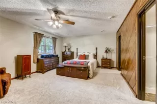 Photo #6: 2196918 Listing 