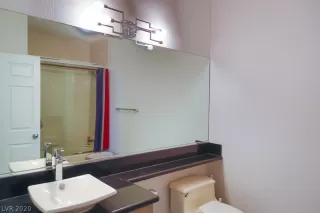 Photo #5: 2196936 Listing 