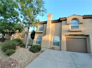 Photo #5: 2196947 Listing