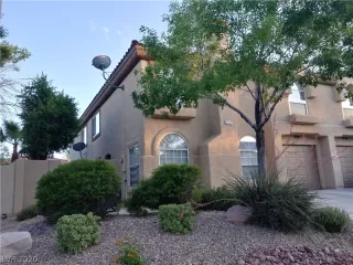 Photo #6: 2196947 Listing