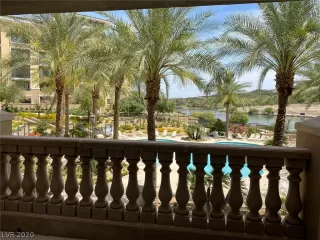 Photo #6: 2196953 Listing 