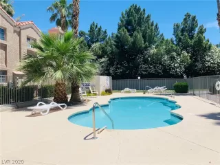 Photo #2: 2197032 Listing