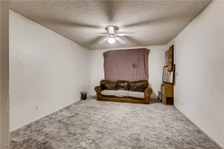 Photo #3: 2197032 Listing