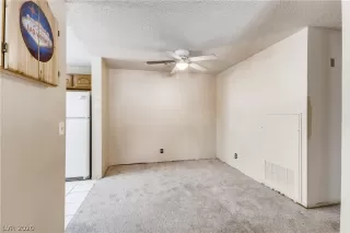 Photo #4: 2197032 Listing