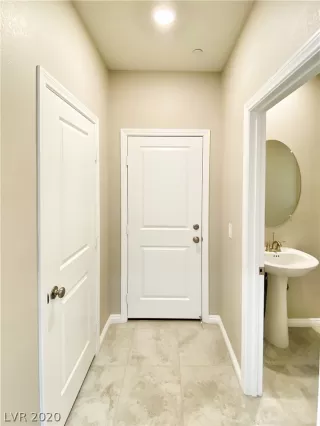 Photo #2: 2197057 Listing 