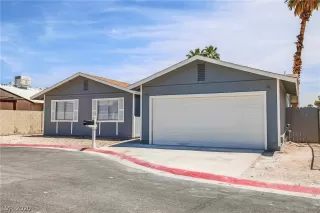 Photo #2: 2197068 Listing 