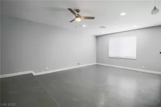 Photo #6: 2197068 Listing 