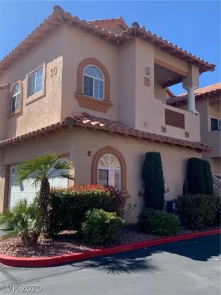 Photo #4: 2197117 Listing 