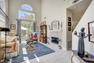 Photo #2: 2197178 Listing