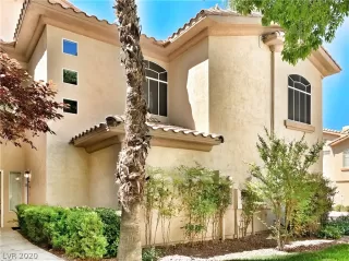 Photo #1: 2197195 Listing