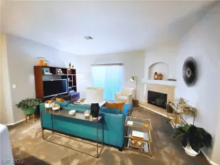 Photo #5: 2197195 Listing