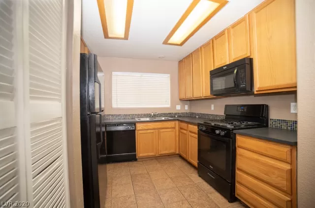 MLS: 2197253 Condo For Sale