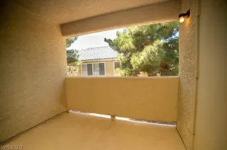 Photo #5: 2197253 Listing