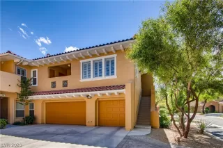 Photo #1: 2197293 Listing