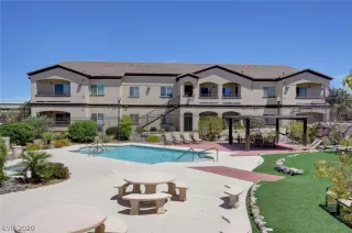 Photo #1: 2197338 Listing 