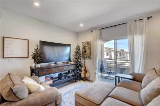 Photo #2: 2197338 Listing 