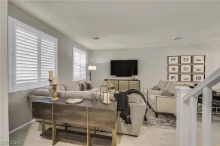 Photo #2: 2197392 Listing 