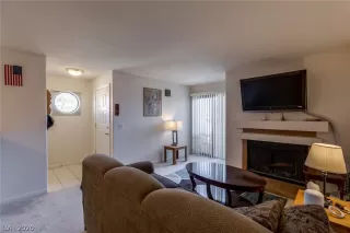 Photo #3: 2197432 Listing 