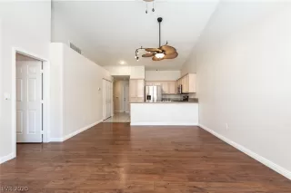 Photo #5: 2197445 Listing 