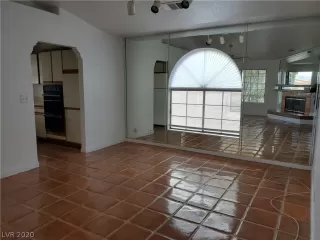 Photo #2: 2197488 Listing 