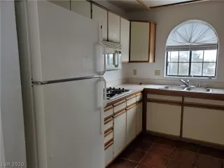 Photo #4: 2197488 Listing 