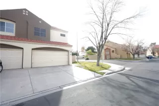 Photo #1: 2197529 Listing