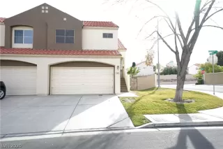 Photo #2: 2197529 Listing