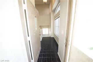 Photo #5: 2197529 Listing