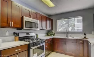 Photo #2: 2197567 Listing