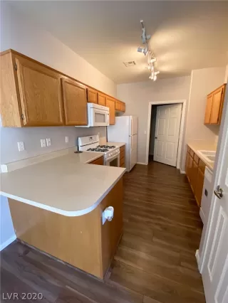 Photo #2: 2197589 Listing 