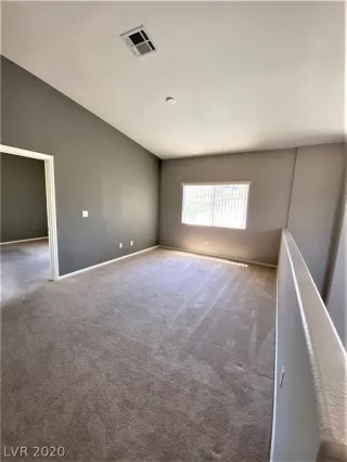 Photo #5: 2197589 Listing 