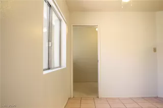 Photo #5: 2197598 Listing 