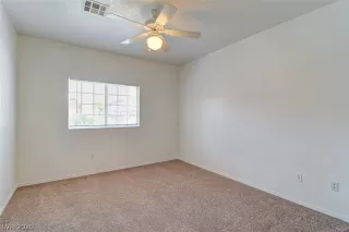 Photo #6: 2197762 Listing