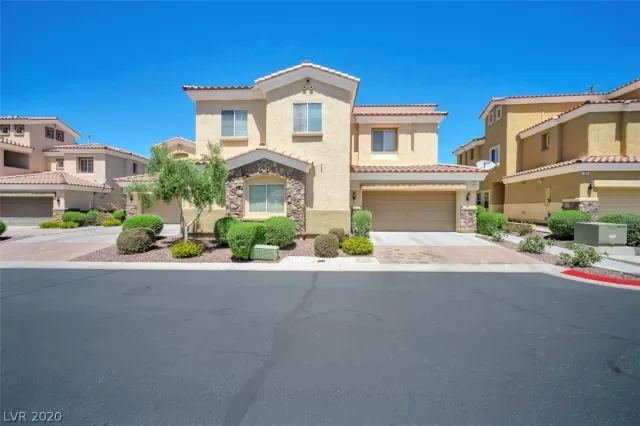 MLS: 2197789 Condo For Sale