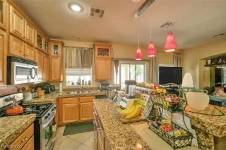 Photo #4: 2197789 Listing 