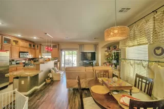 Photo #6: 2197789 Listing 