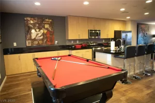 Photo #6: 2197853 Listing