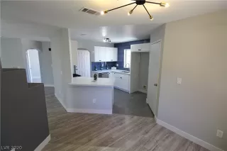 Photo #3: 2197881 Listing 