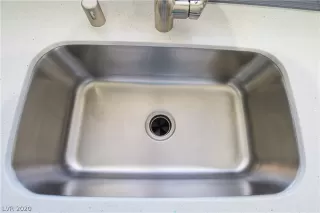 Photo #4: 2197881 Listing 